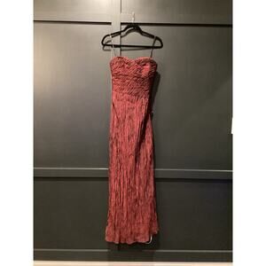 PHOEBE COUTURE strapless Maroon iridescent Crinkle ruched Evening Gown Size 2